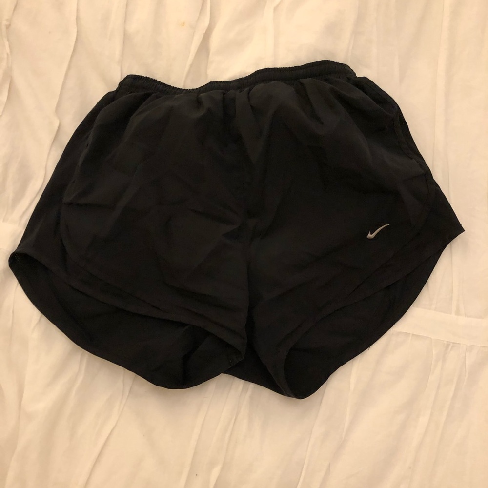 All black nike shorts